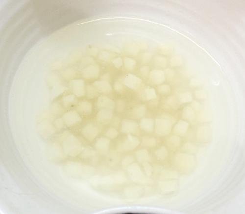 Cách làm món chè xoài củ năng thơm ngon, thanh mát