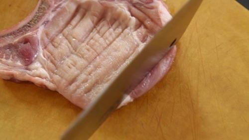 Cách làm món sườn heo áp chảo thơm ngon