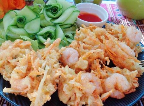 Cách làm món tôm chiên rau củ đơn giản mà nhiều dưỡng chất