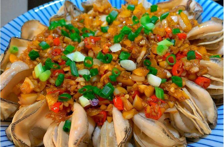 Cách làm hàu xào tỏi tại nhà thơm ngon bổ dưỡng lại vô cùng đẹp mắt