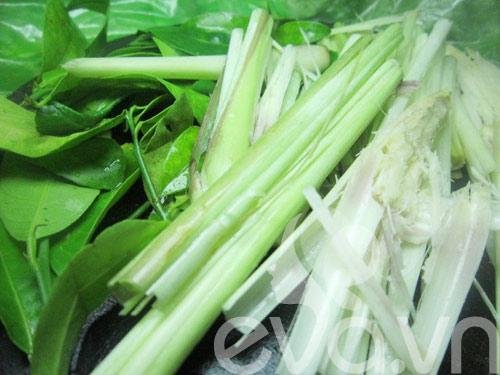 Lạ miệng với gà hấp muối