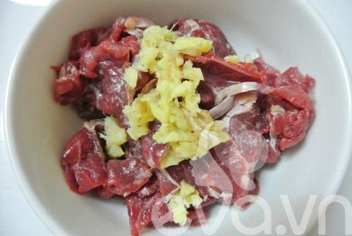 Đỗ xào bắp bò