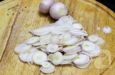 Bữa sáng ấm bụng với xôi xéo dẻo thơm đậm chất Hà Thành