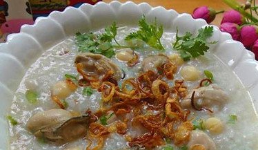 Cháo hàu hạt sen bổ dưỡng cho ngày mới
