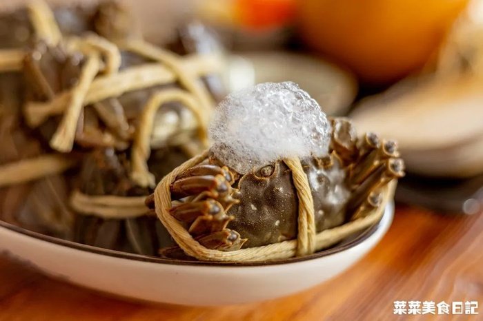 Cua biển đang rẻ, rinh vài 'em' về làm sốt cay thì ngon hết ý!