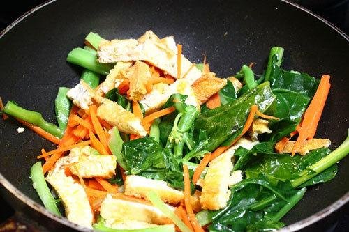 Phở xào chay
