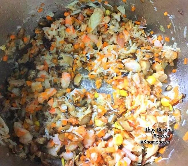 Súp hải sản trứng cút ngon mê ly đãi cả nhà cuối tuần
