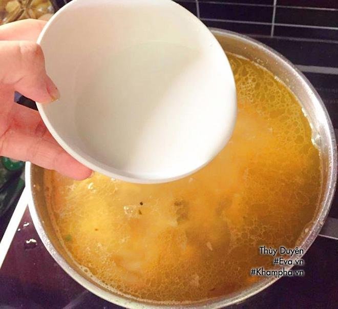 Súp hải sản trứng cút ngon mê ly đãi cả nhà cuối tuần